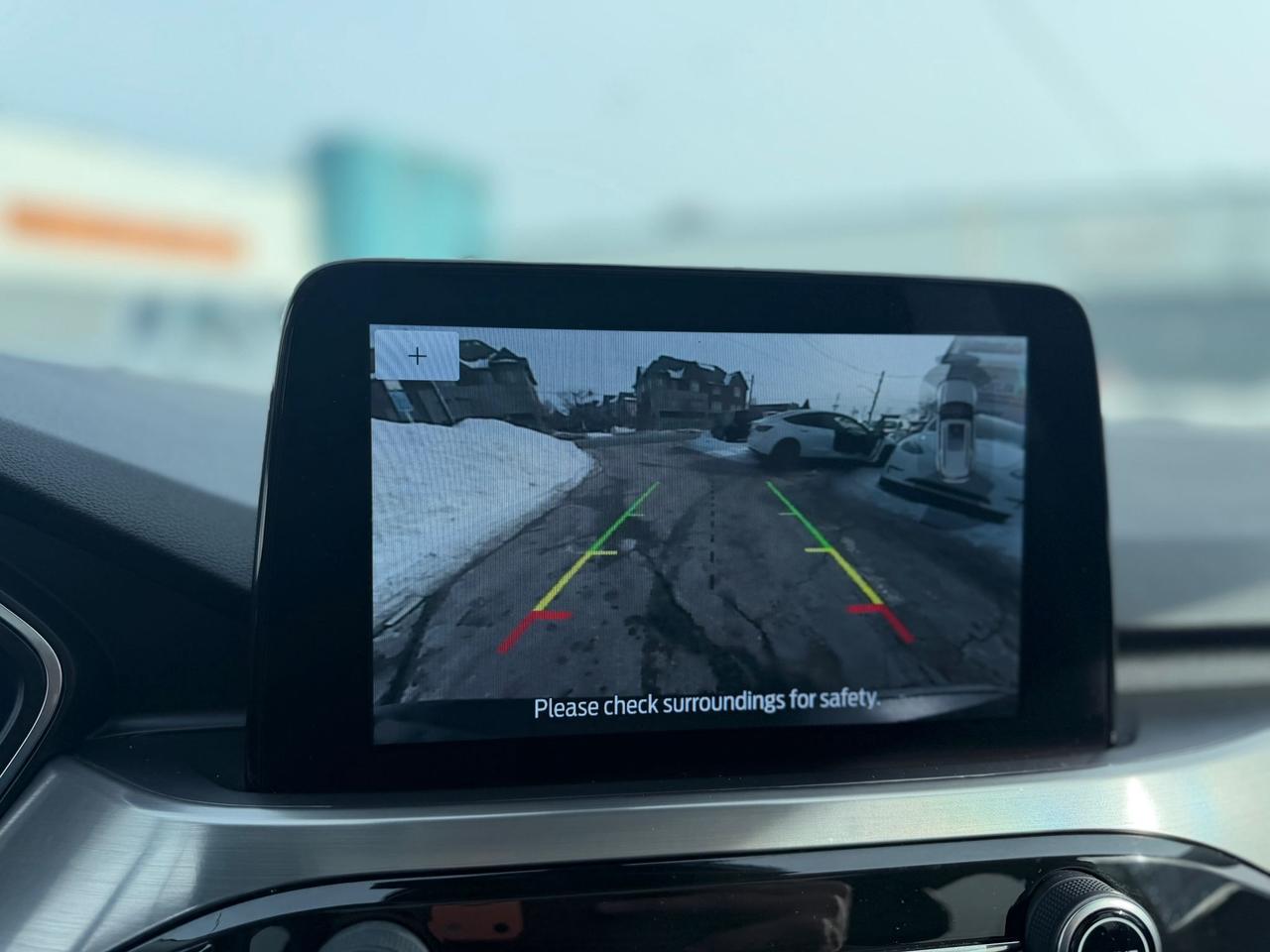 2021 Ford Escape Titanium Photo