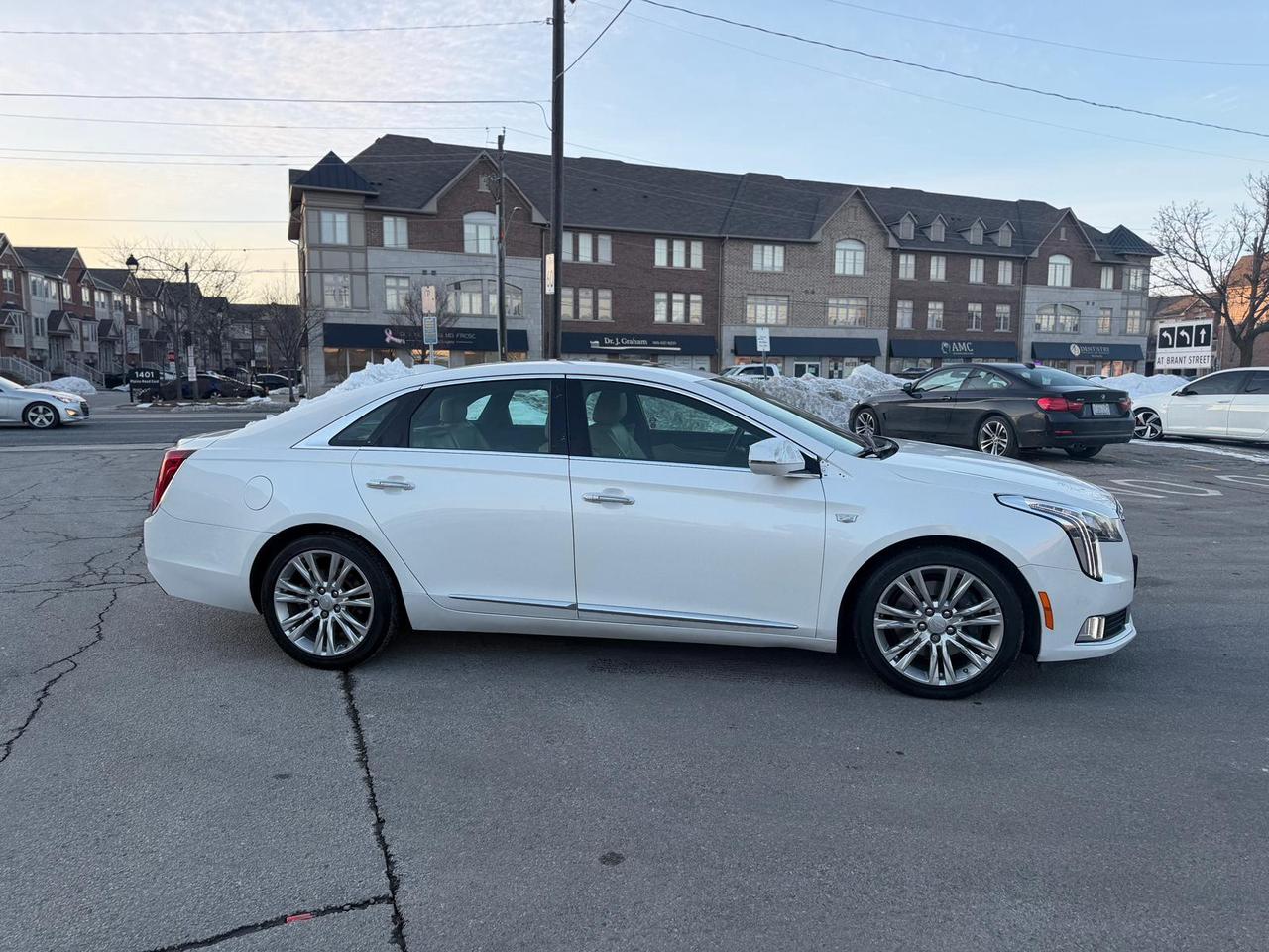 2018 Cadillac XTS Luxury Photo3