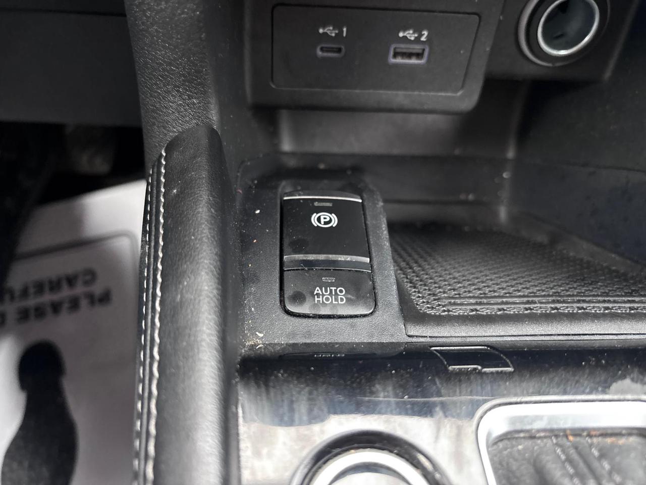 2024 Nissan Kicks SV Photo