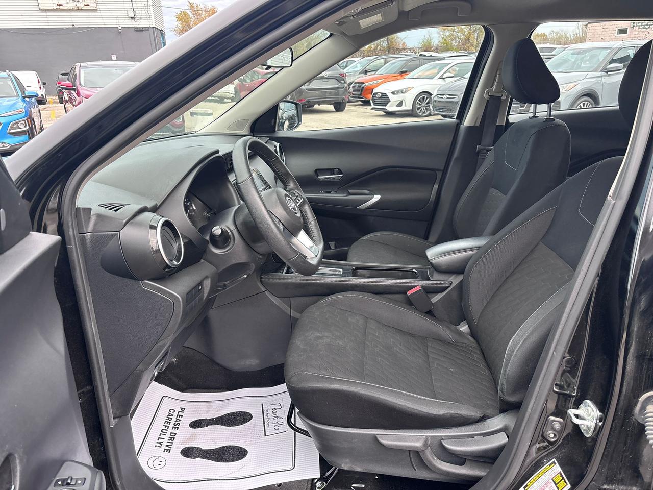 2024 Nissan Kicks SV Photo