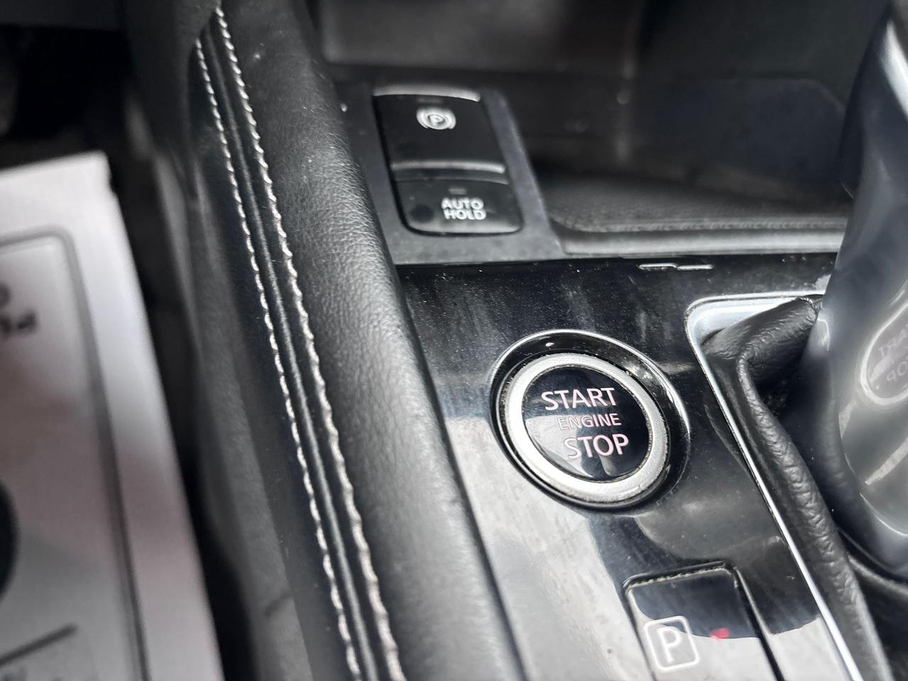 2024 Nissan Kicks SV Photo