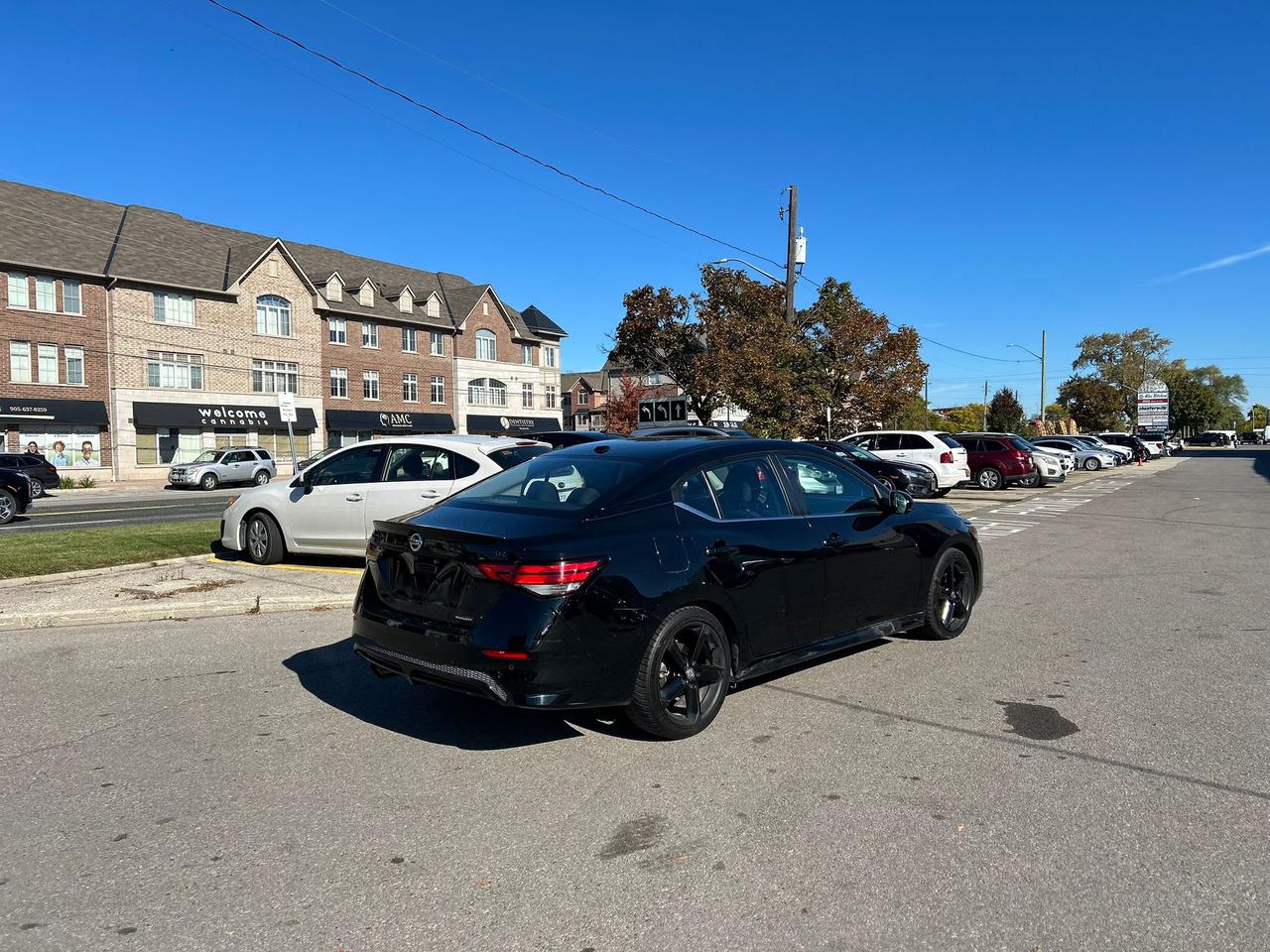 2022 Nissan Sentra SR Photo