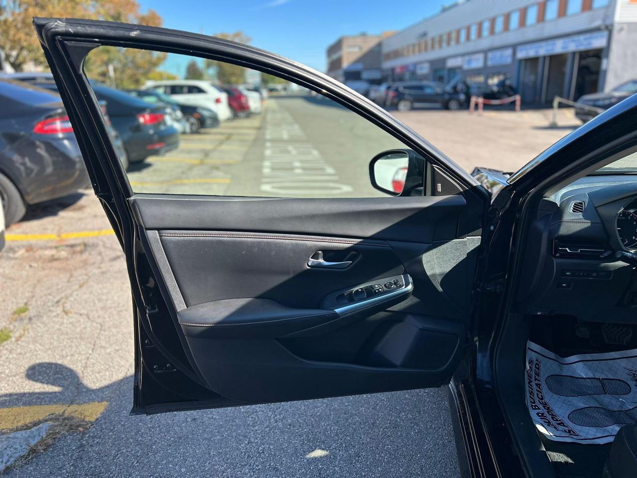 2022 Nissan Sentra SR Photo