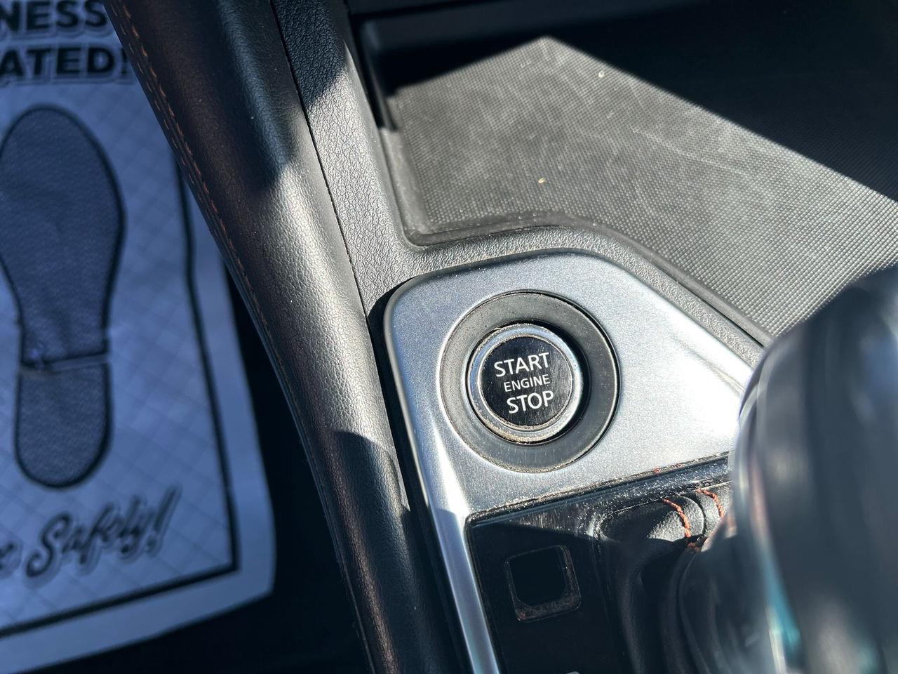 2022 Nissan Sentra SR Photo