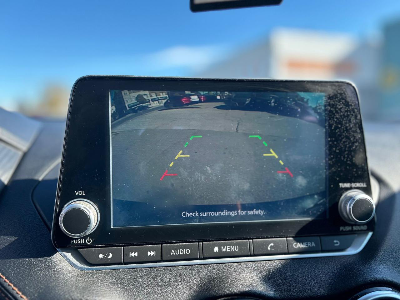 2022 Nissan Sentra SR Photo