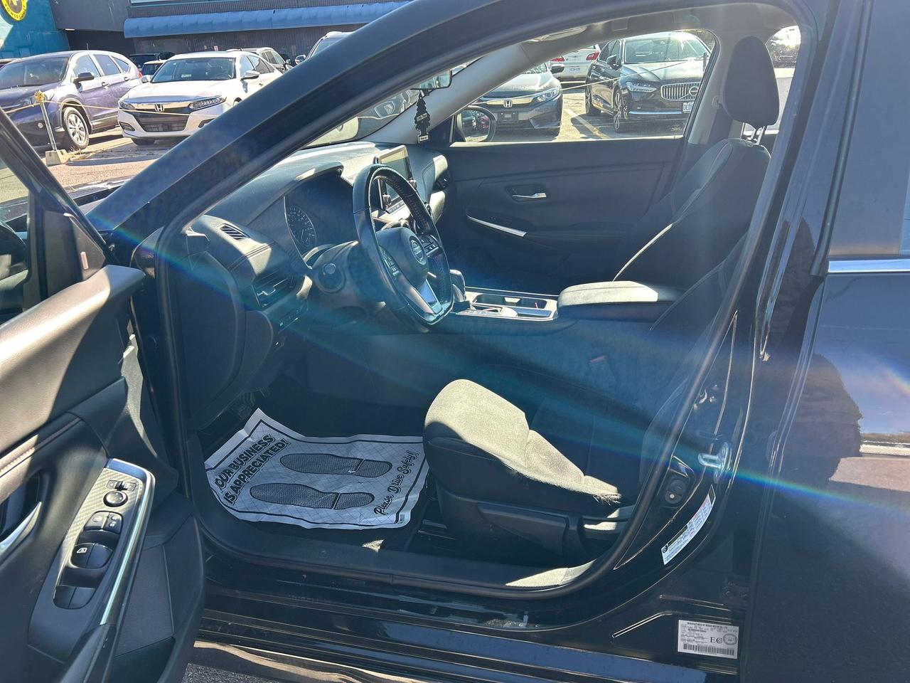 2022 Nissan Sentra SR Photo