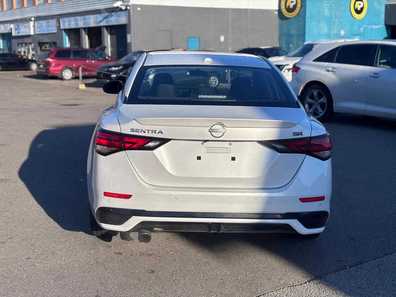 2024 Nissan Sentra SR Photo