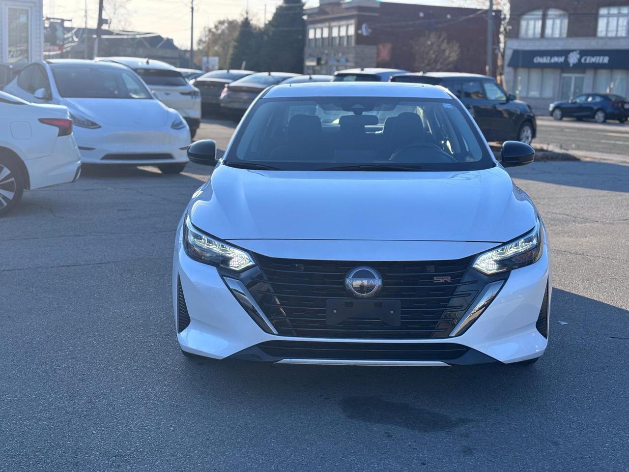 2024 Nissan Sentra SR Photo