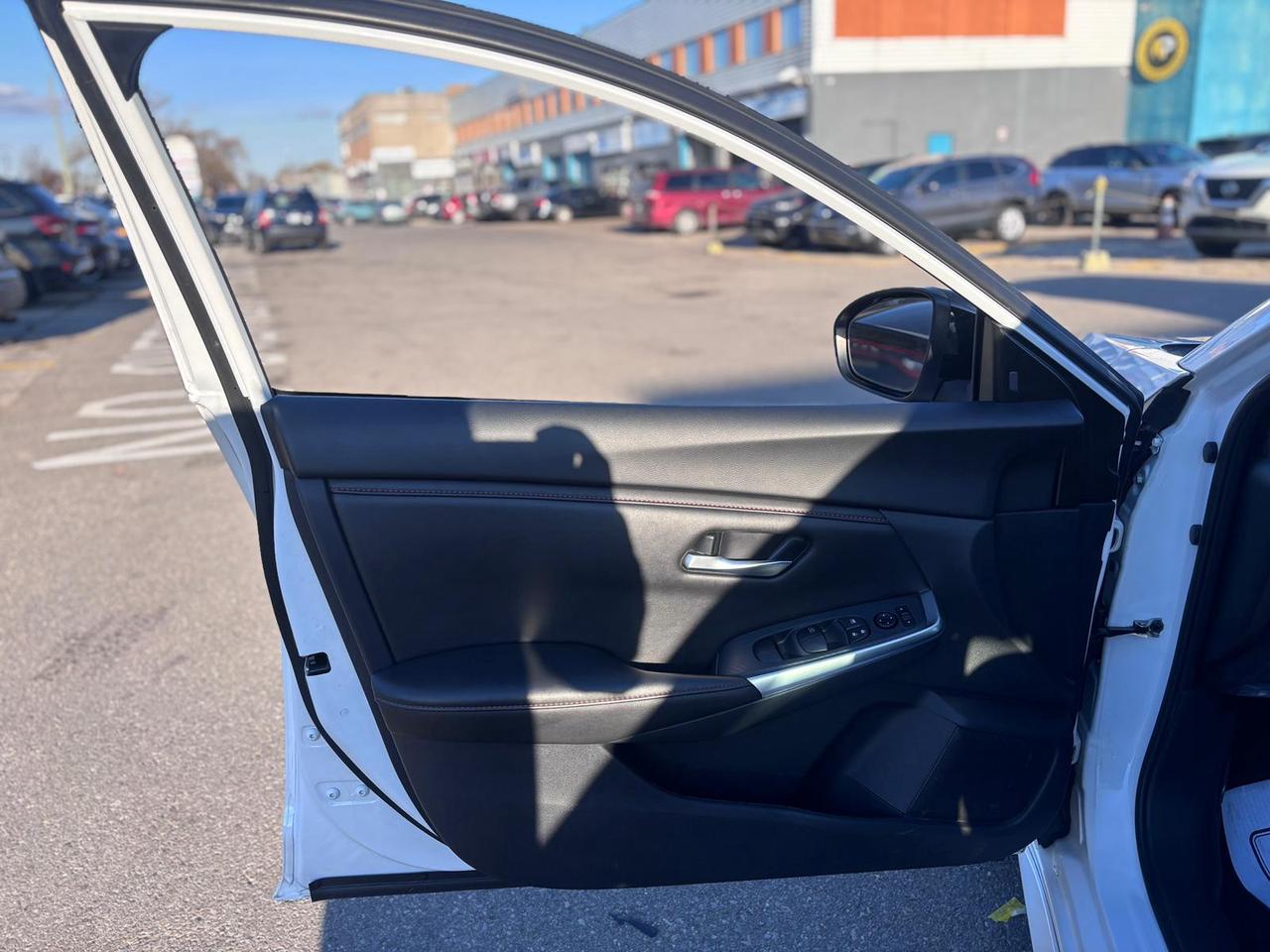 2024 Nissan Sentra SR Photo