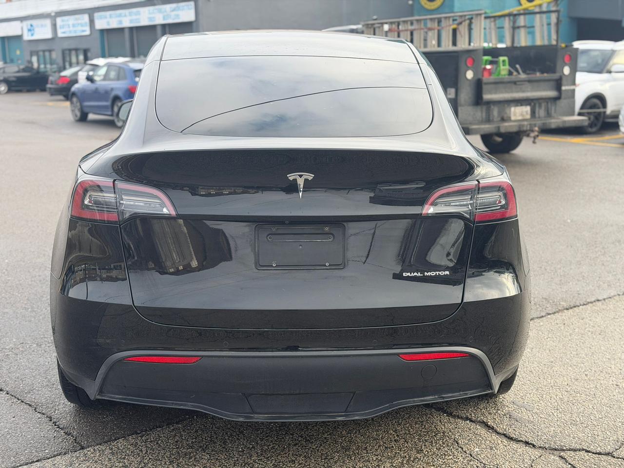 2020 Tesla Model Y LONG RANGE Photo
