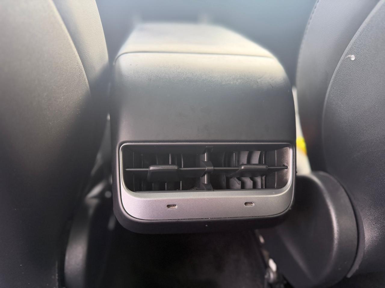 2020 Tesla Model Y LONG RANGE Photo