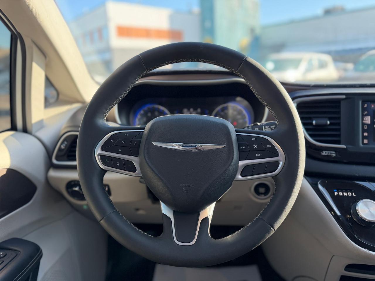 2023 Chrysler Grand Caravan SXT Photo