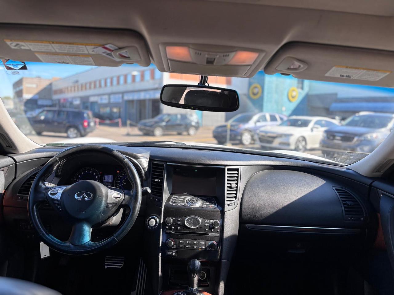 2015 Infiniti QX70 Base Photo