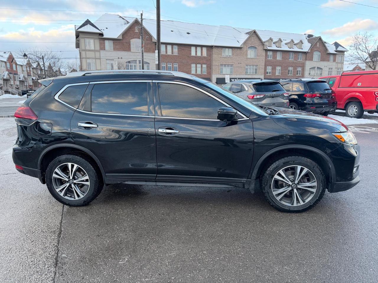 2019 Nissan Rogue SL Photo