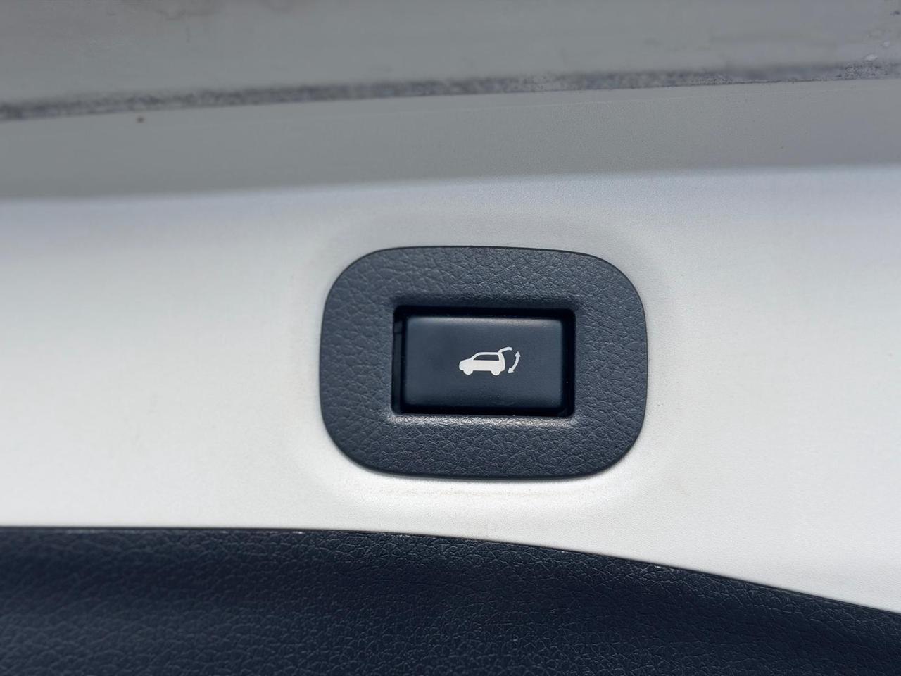 2019 Nissan Rogue SL Photo