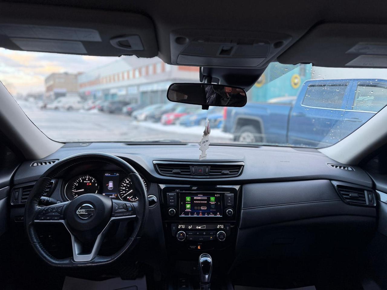 2019 Nissan Rogue SL Photo