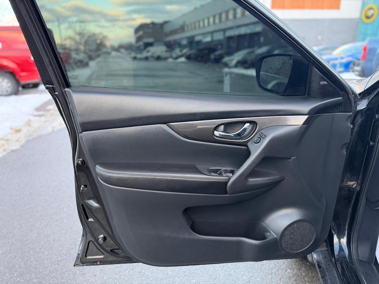 2019 Nissan Rogue SL Photo