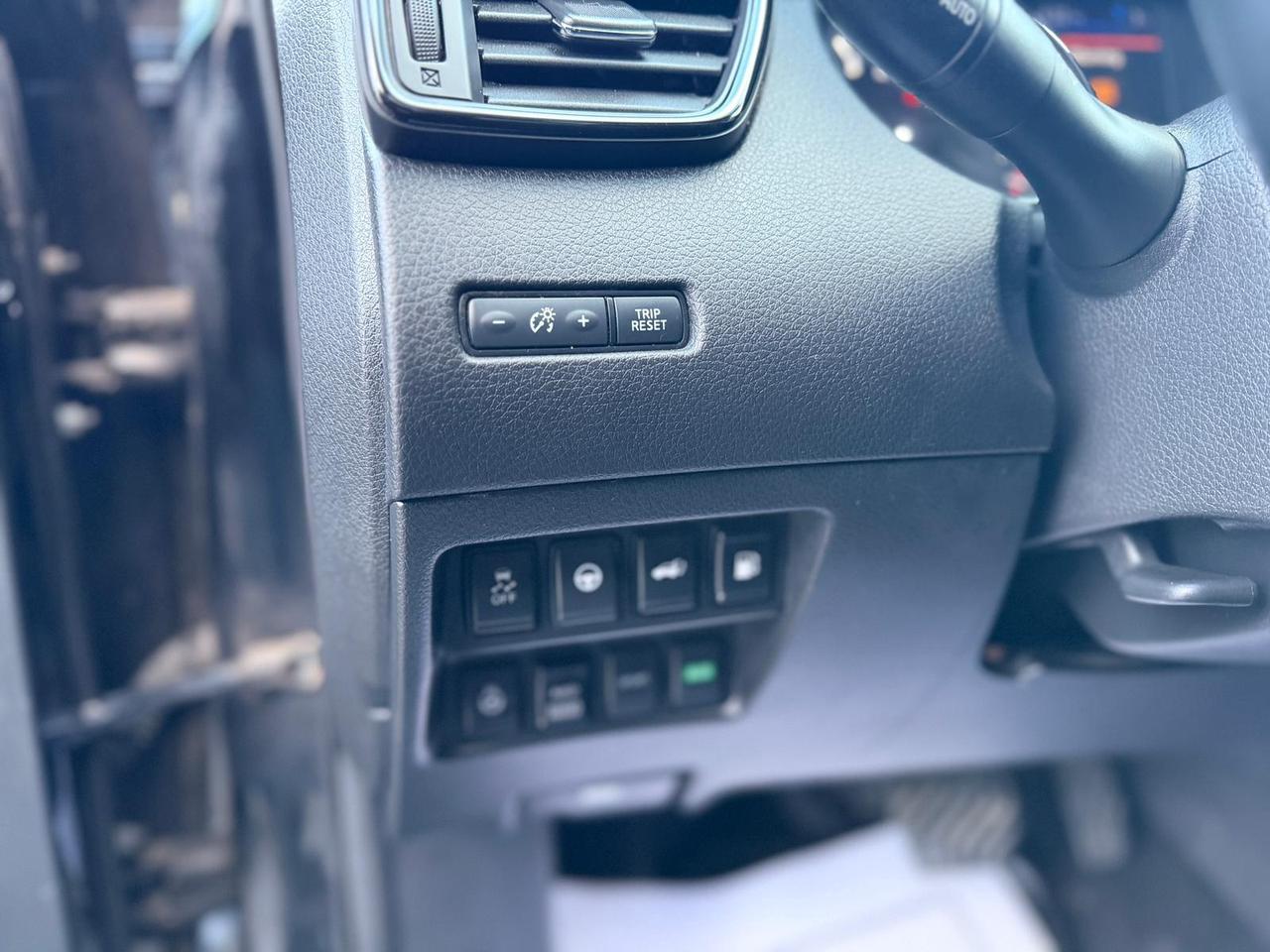 2019 Nissan Rogue SL Photo