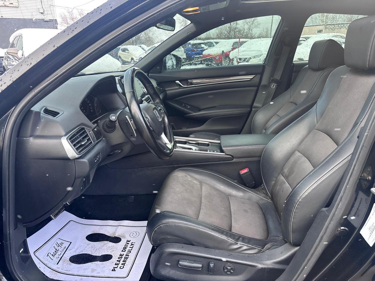 2019 Honda Accord Sport Photo