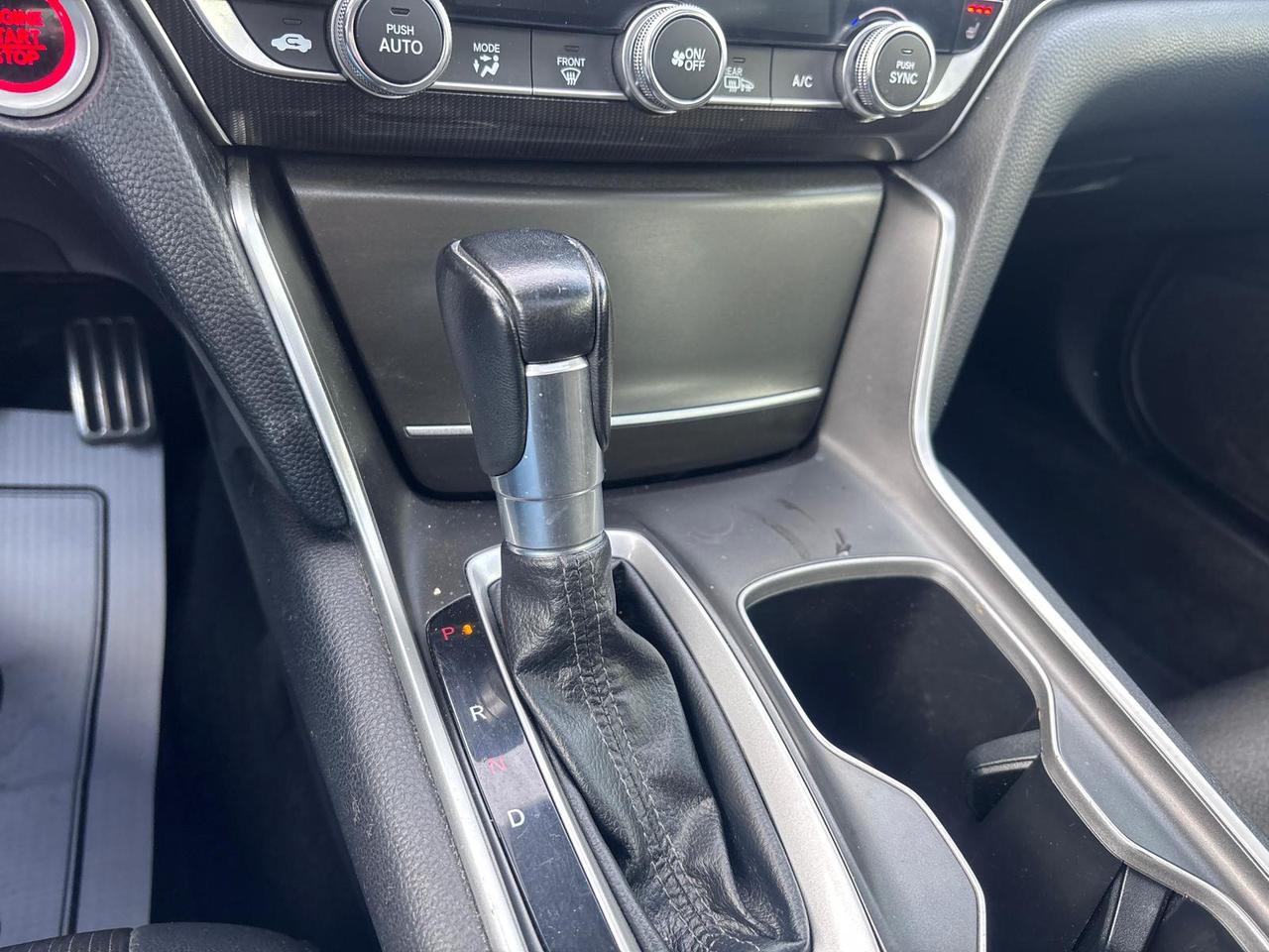 2019 Honda Accord Sport Photo