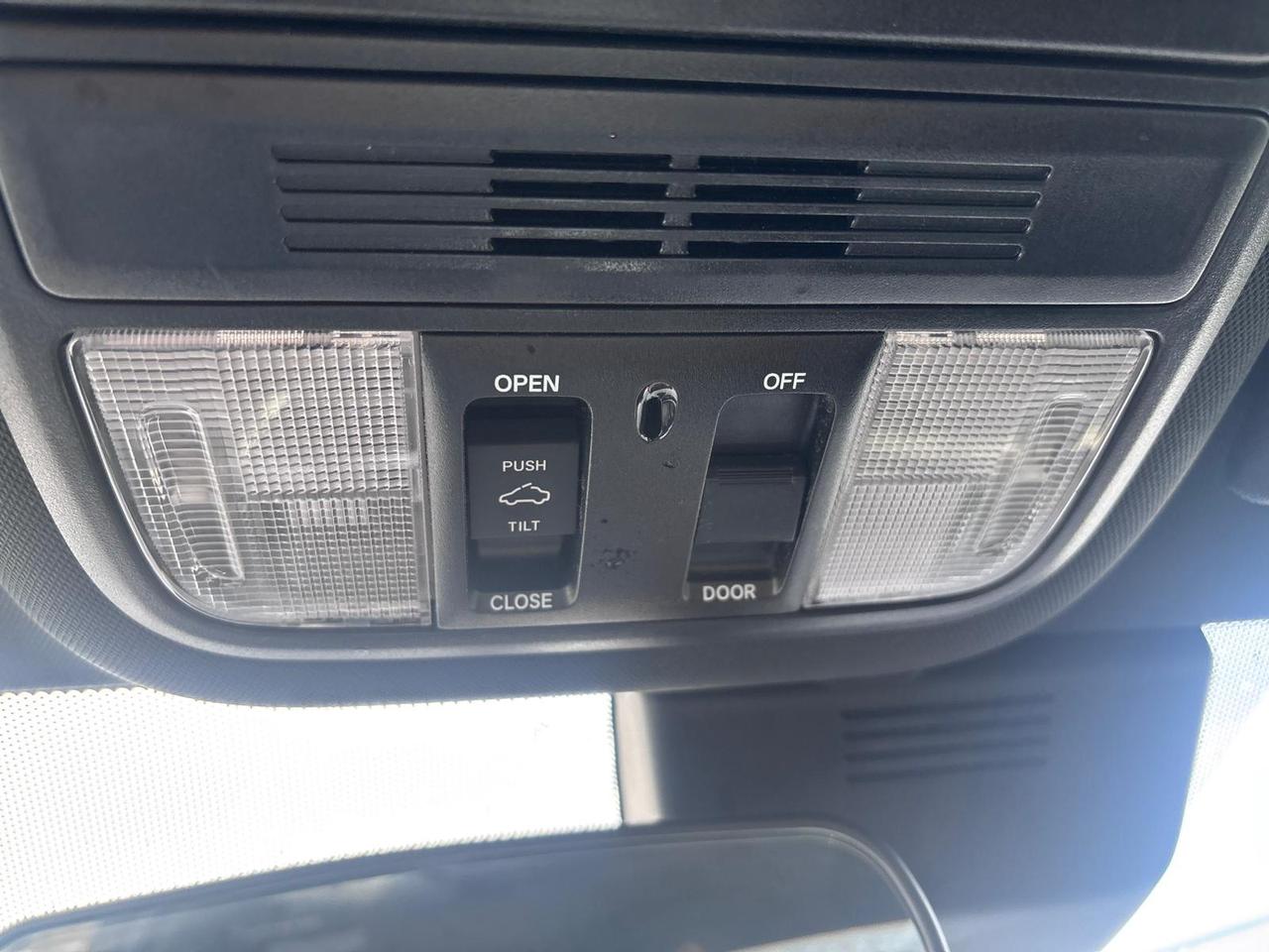 2019 Honda Accord Sport Photo