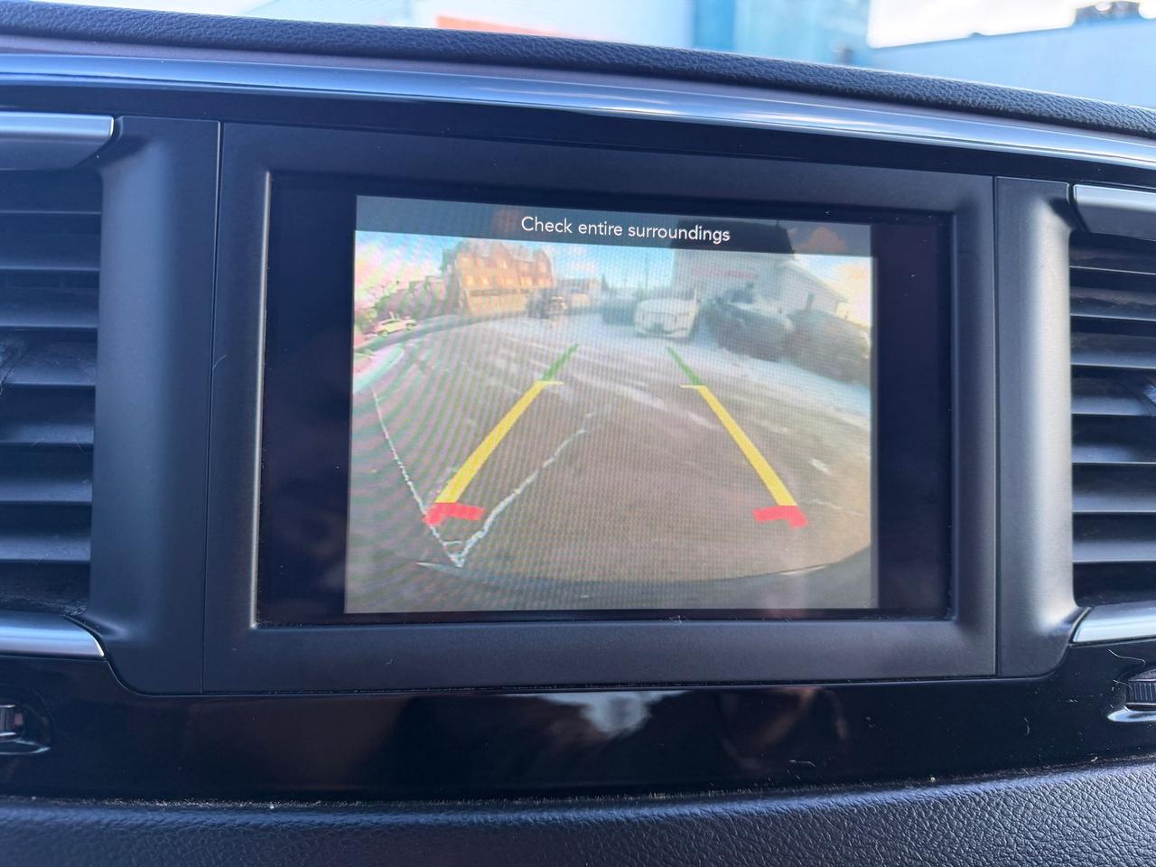 2021 Chrysler Grand Caravan SXT Photo