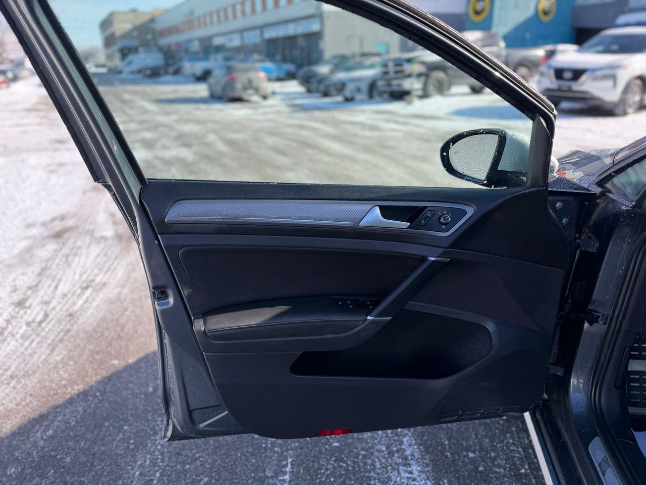 2019 Volkswagen Golf Alltrack TSI SE Photo