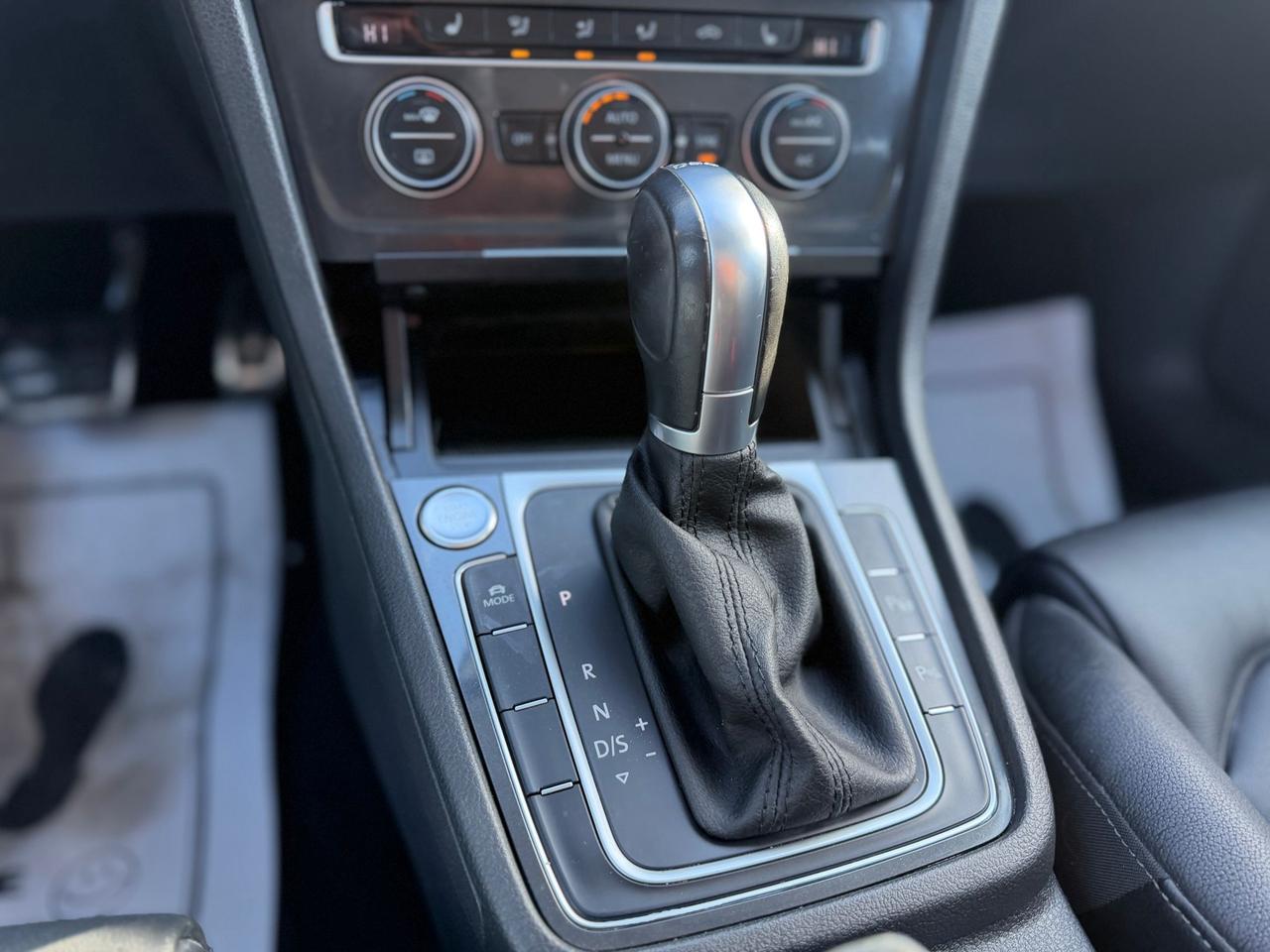 2019 Volkswagen Golf Alltrack TSI SE Photo