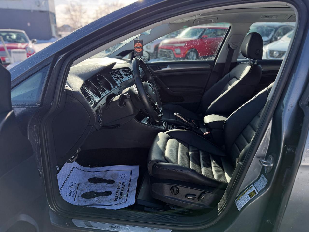 2019 Volkswagen Golf Alltrack TSI SE Photo