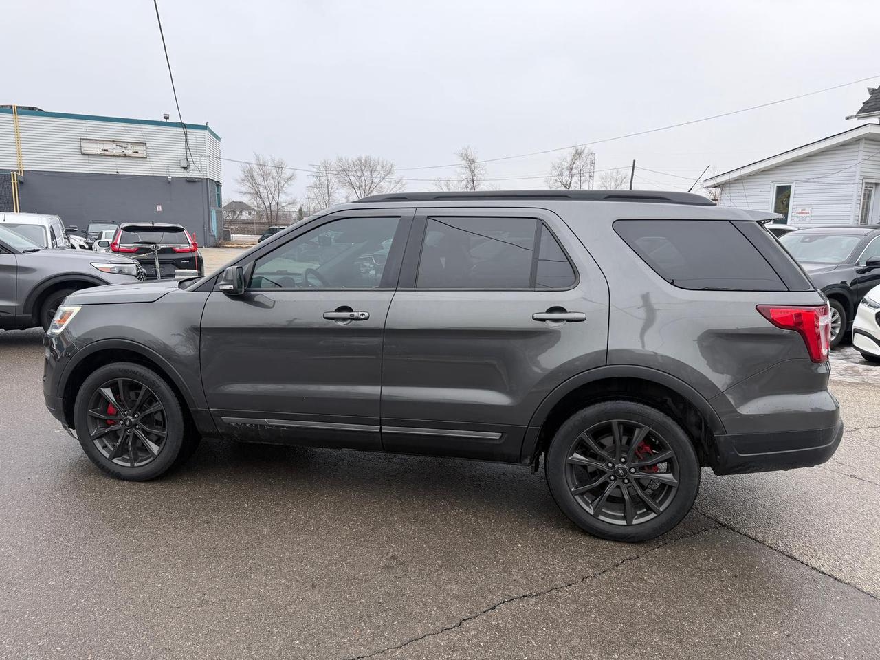 2018 Ford Explorer XLT Photo