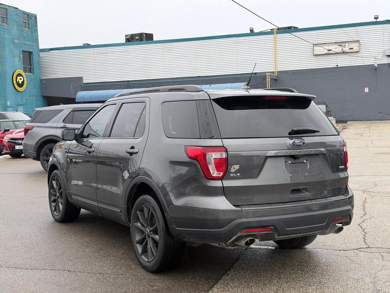 2018 Ford Explorer XLT Photo