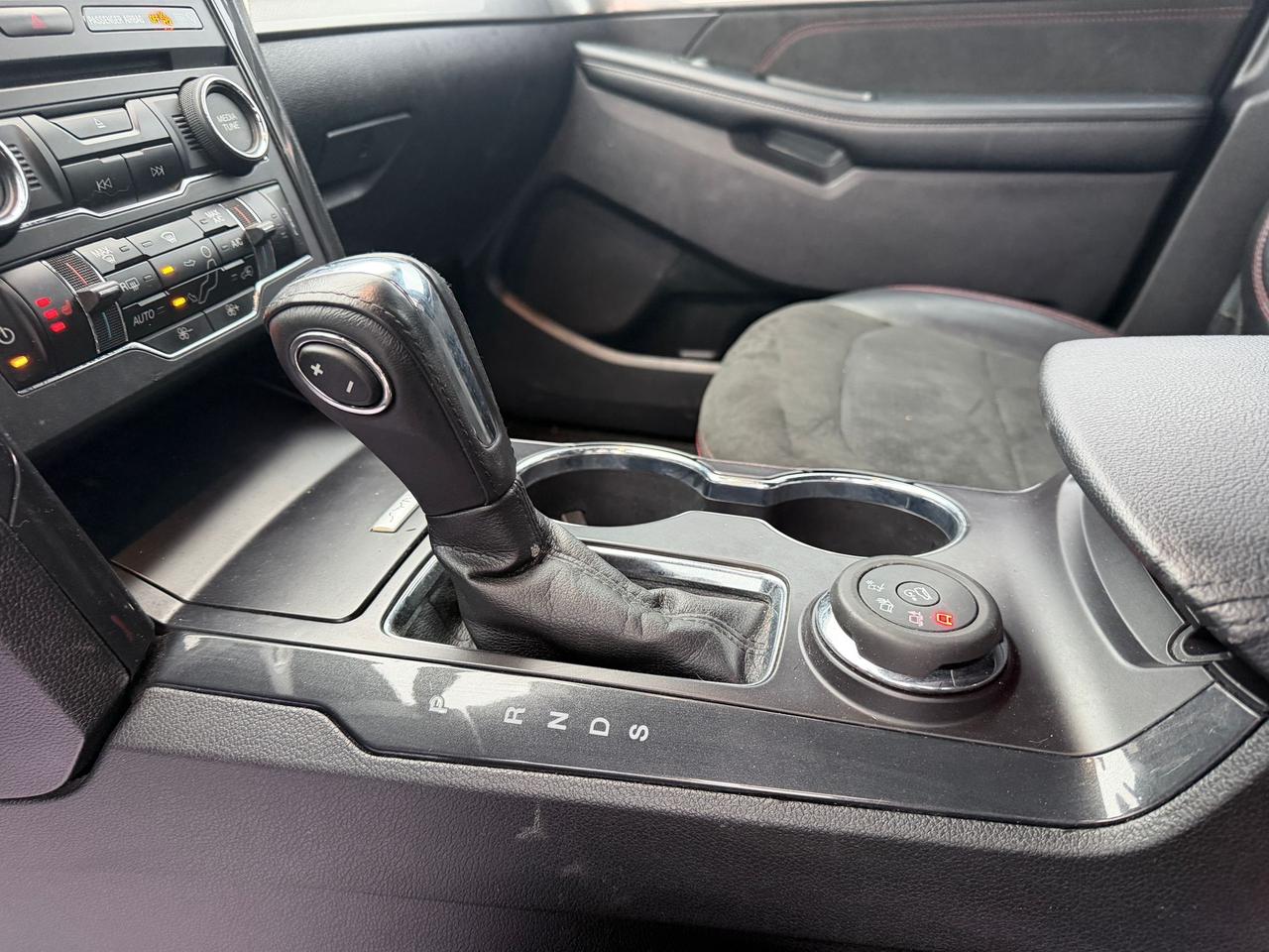 2018 Ford Explorer XLT Photo