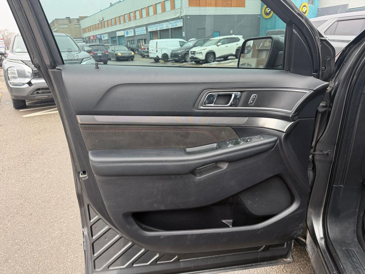 2018 Ford Explorer XLT Photo