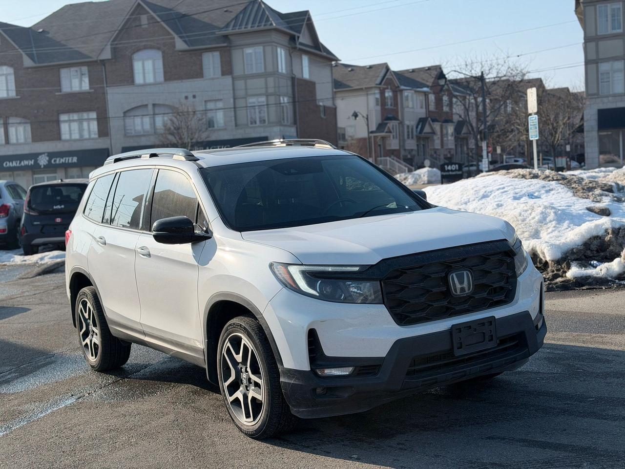 2023 Honda Passport Touring Photo3