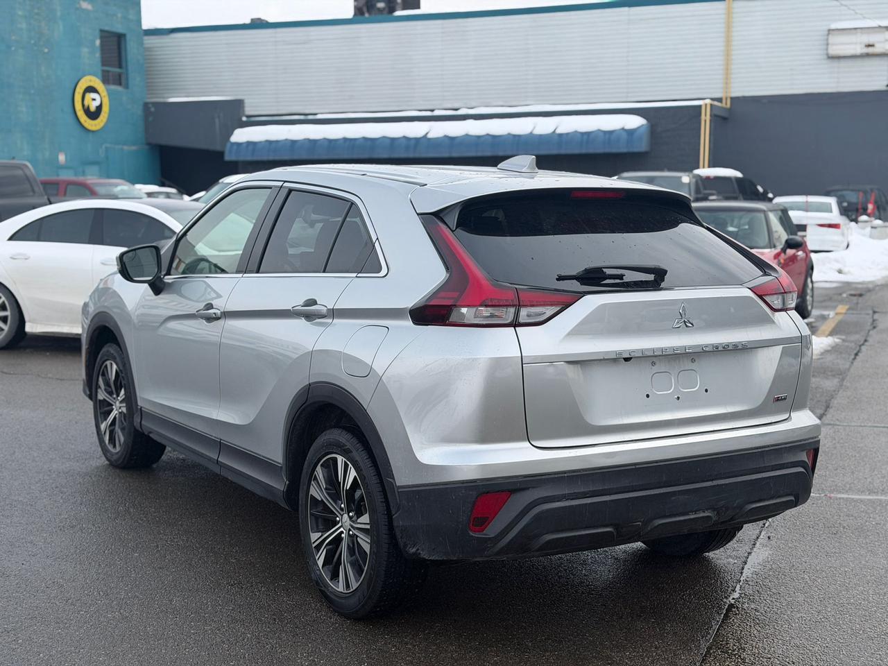 2022 Mitsubishi Eclipse Cross ES Photo