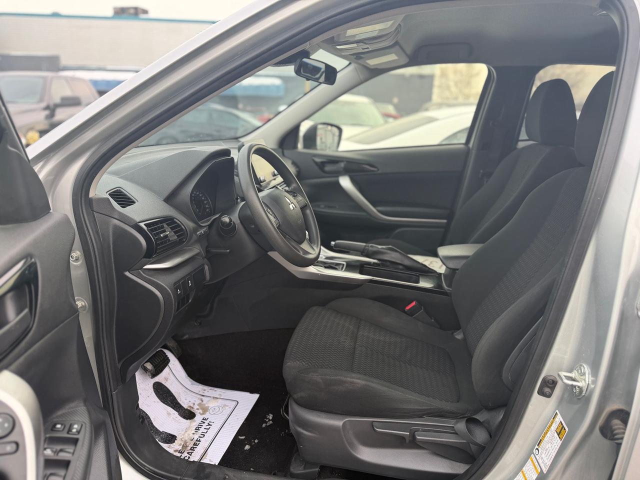 2022 Mitsubishi Eclipse Cross ES Photo