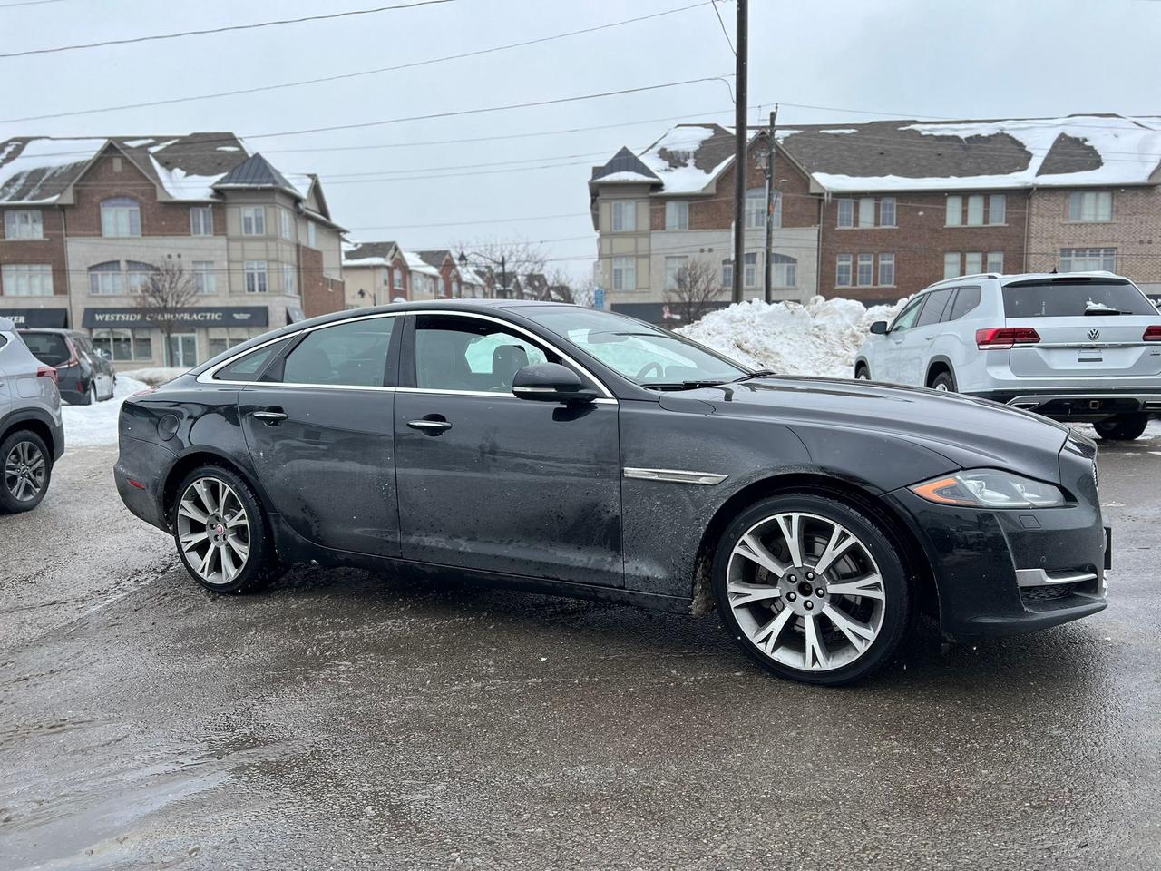2017 Jaguar XJ XJL PORTFOLIO Photo