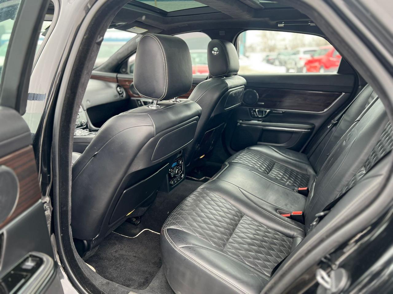 2017 Jaguar XJ XJL PORTFOLIO Photo