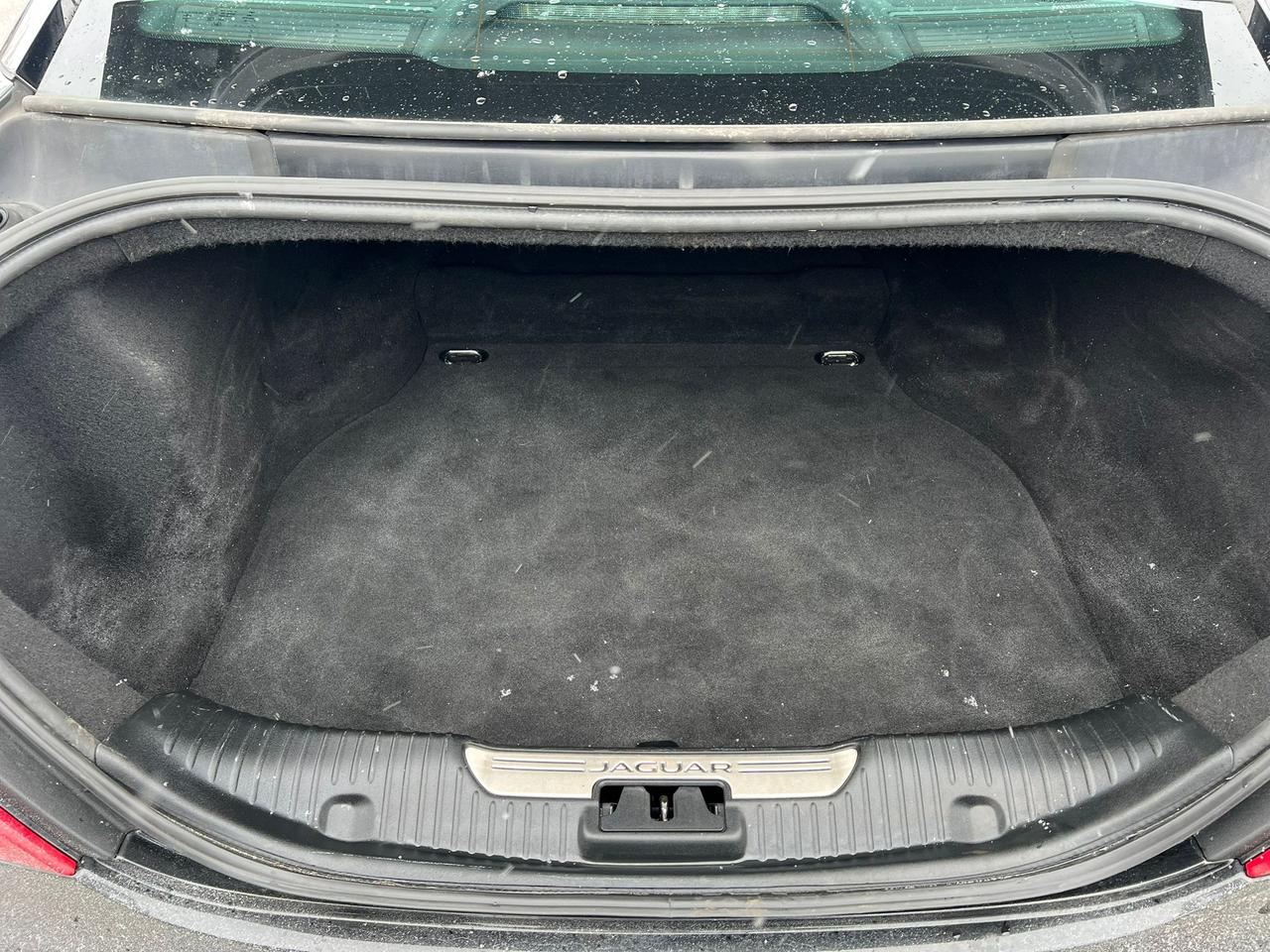 2017 Jaguar XJ XJL PORTFOLIO Photo