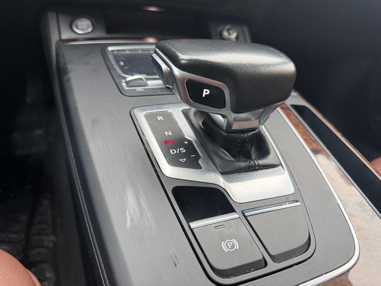 2018 Audi Q5 Technik Photo