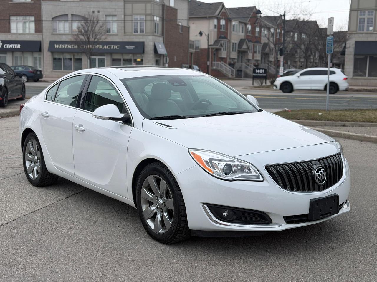 2016 Buick Regal Premium II Photo3