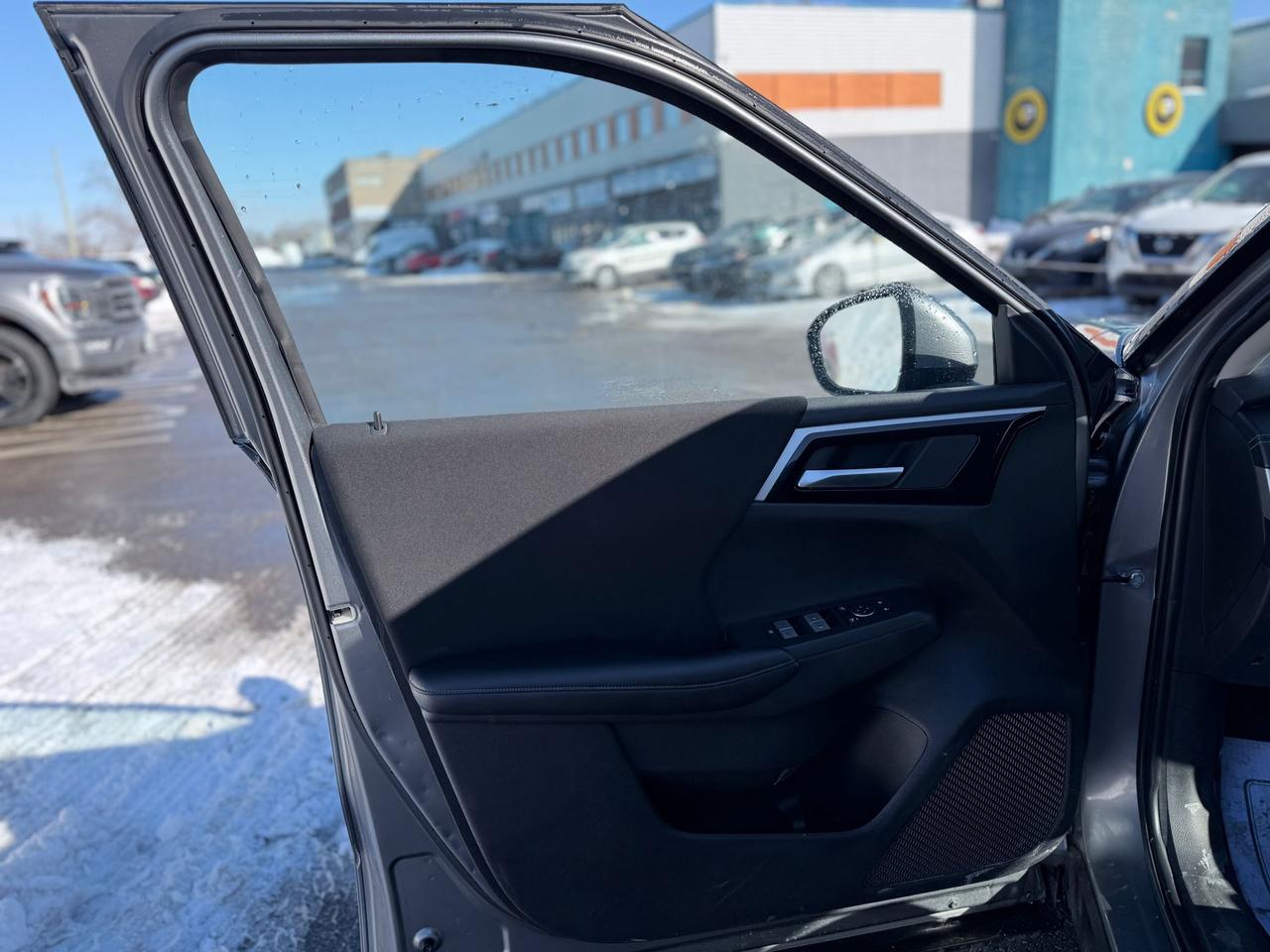 2022 Mitsubishi Outlander ES Photo