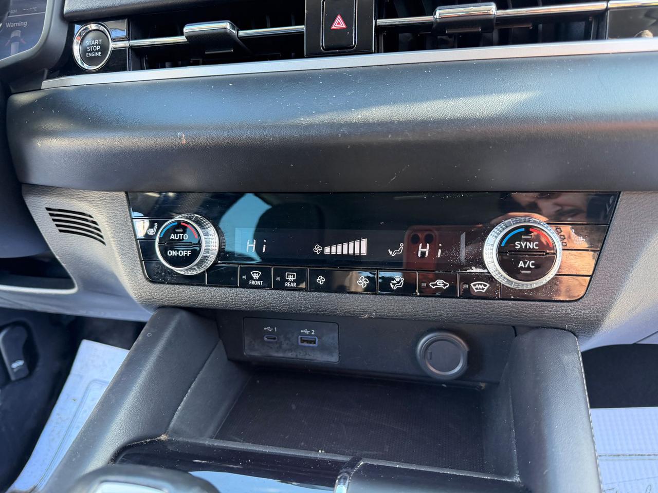 2022 Mitsubishi Outlander ES Photo