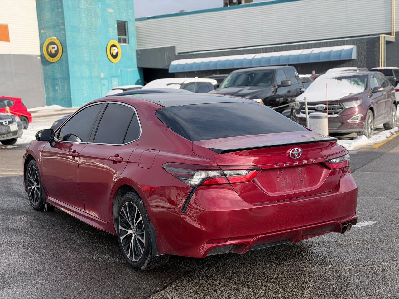 2021 Toyota Camry SE Photo
