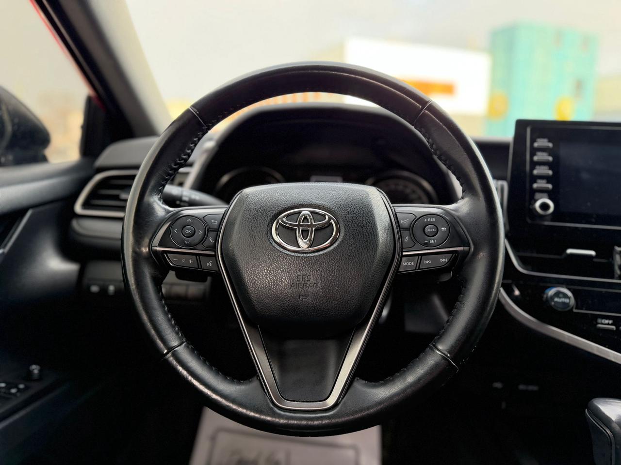 2021 Toyota Camry SE Photo