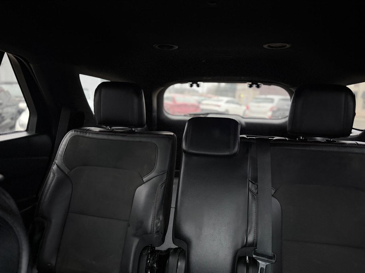 2022 Ford Explorer XLT Photo