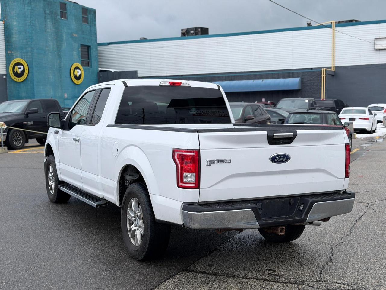 2017 Ford F-150 XL Photo