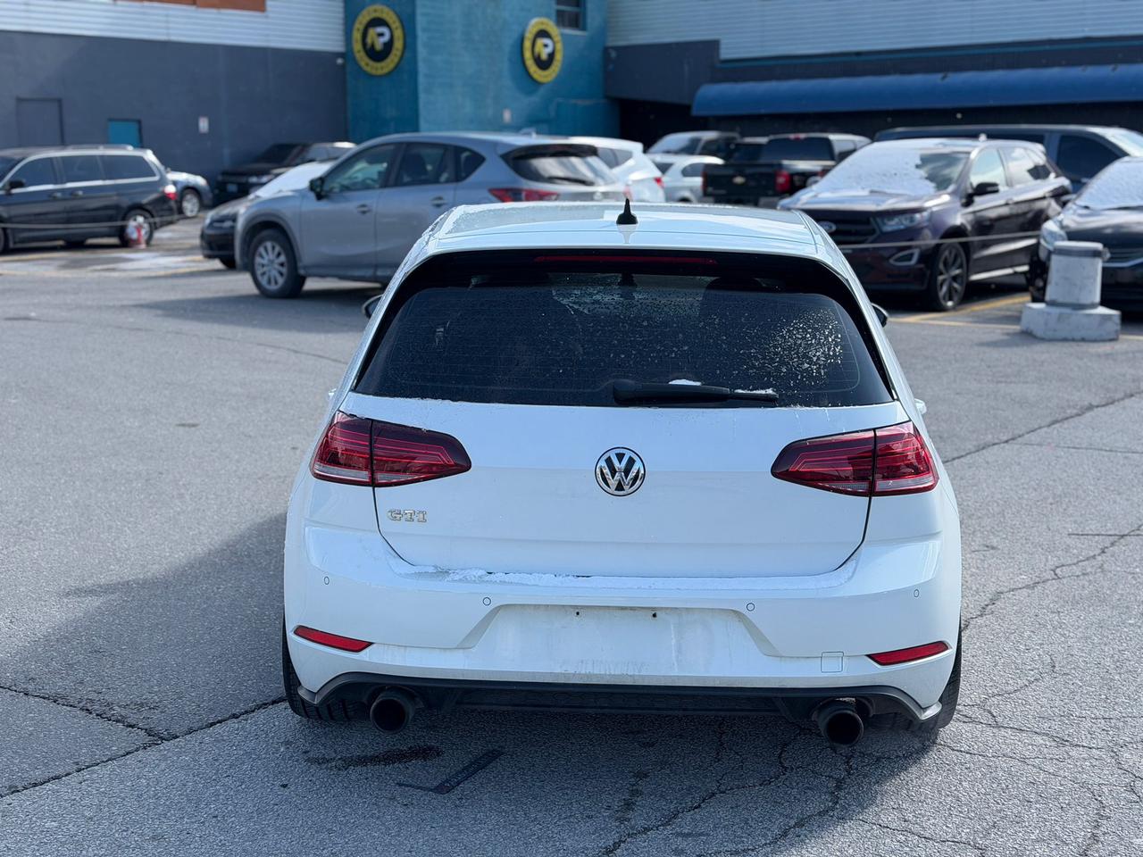 2018 Volkswagen Golf GTI SE Photo