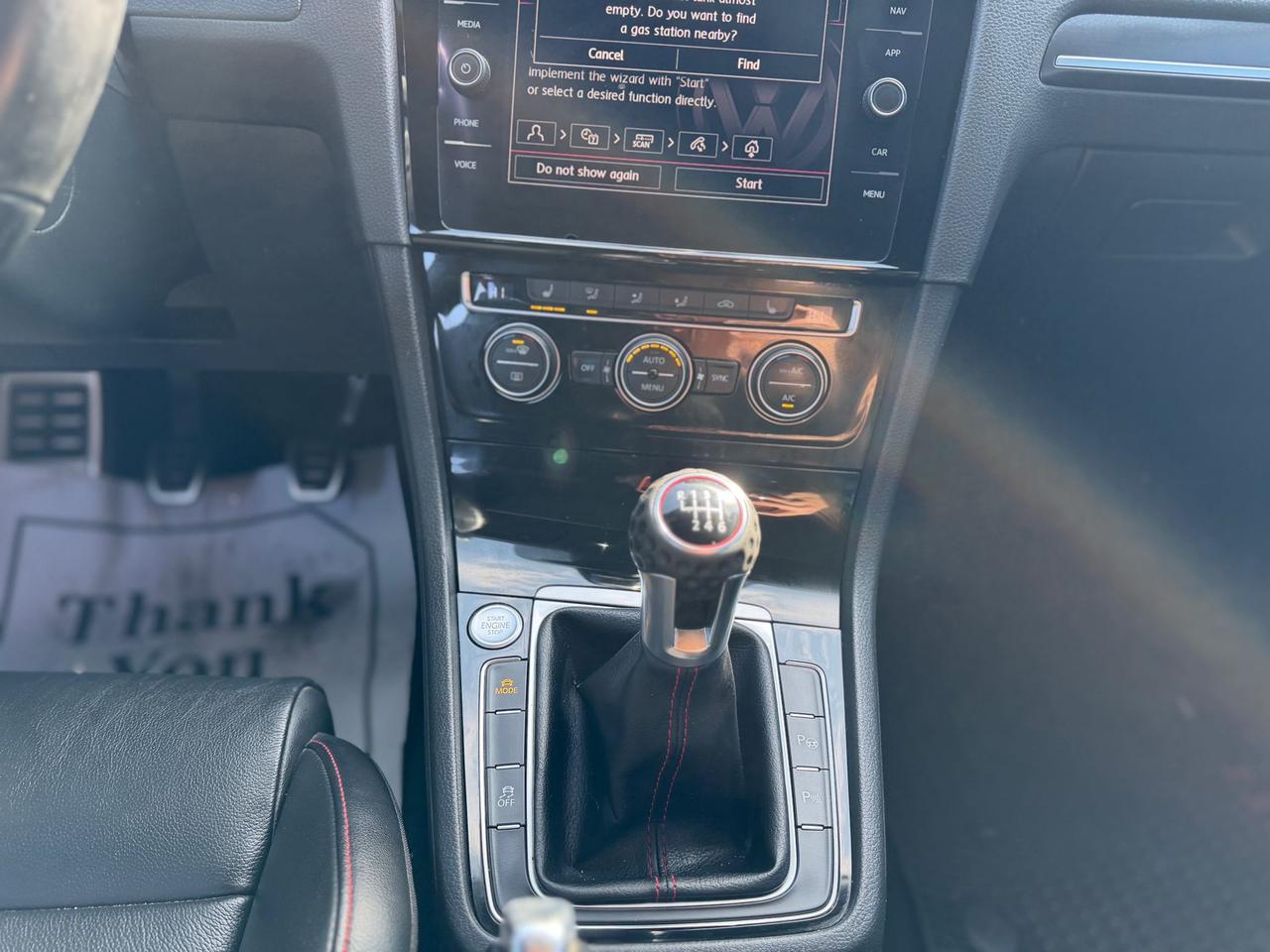 2018 Volkswagen Golf GTI SE Photo