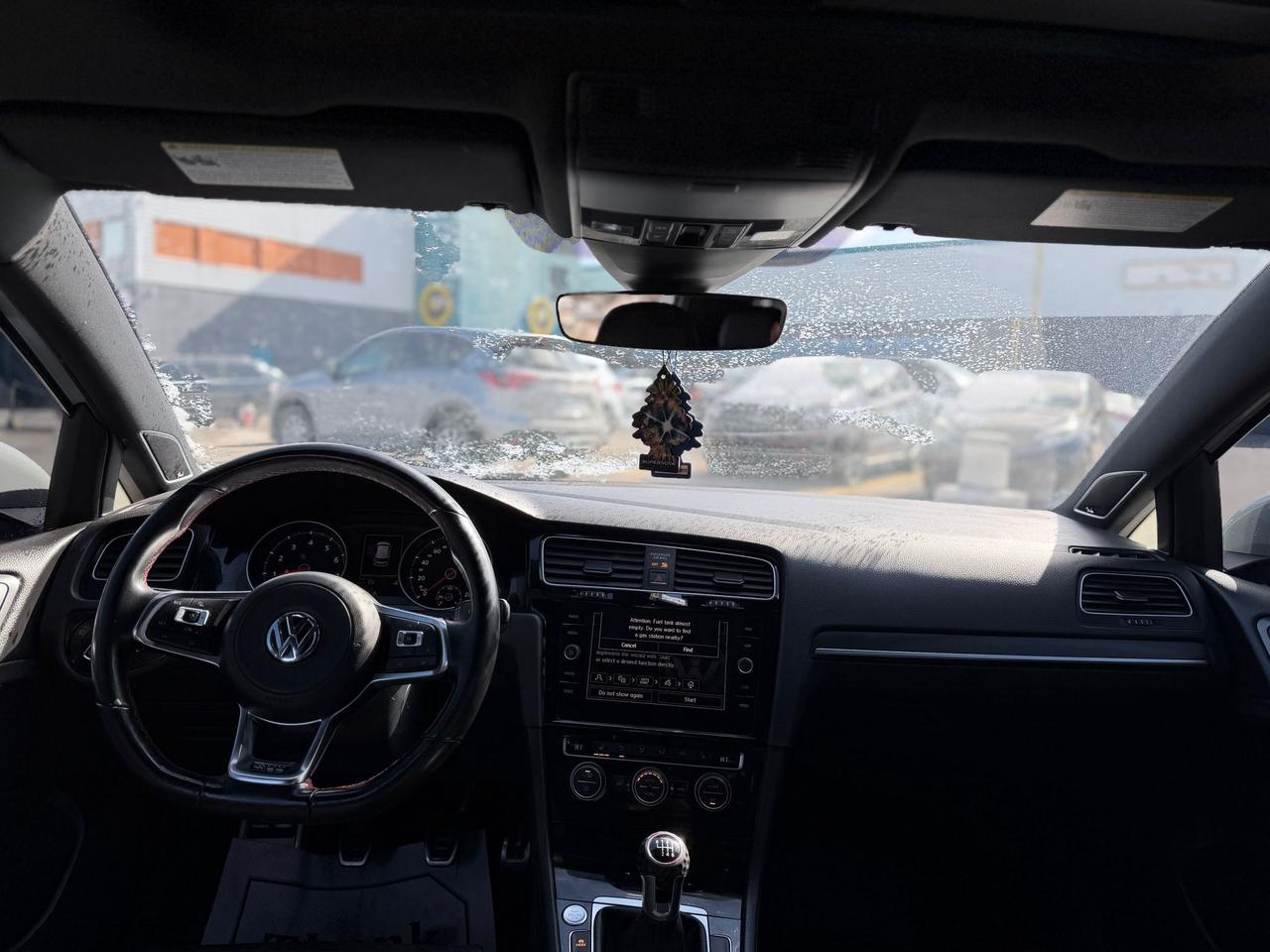 2018 Volkswagen Golf GTI SE Photo